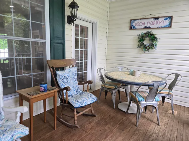 $715,000 | 6733 Floyd Highway South, Willis, VA 24380