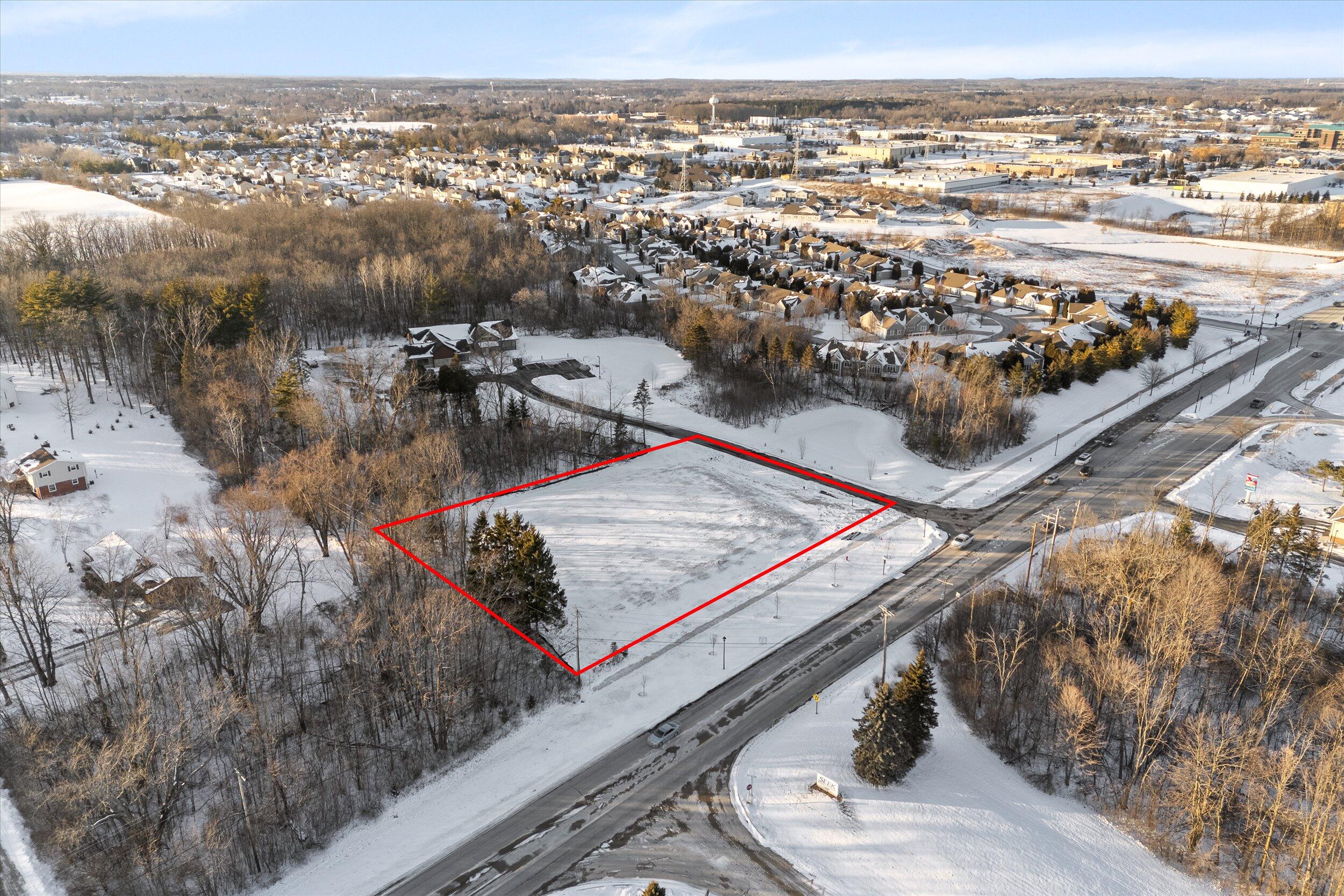 1735 Port Washington Road Grafton, WI 53024 - Photo 6 of 7 Upper View