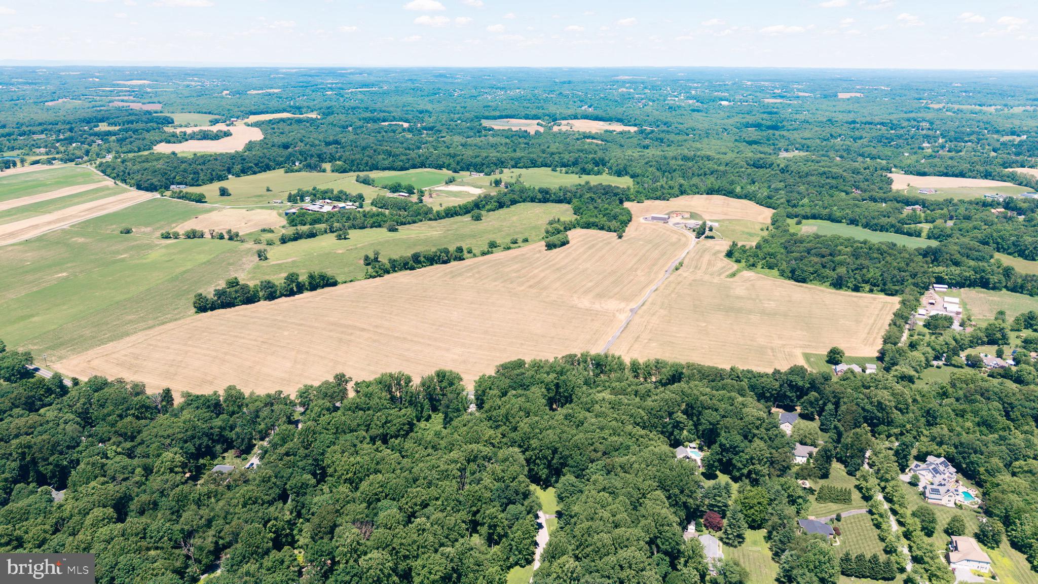 13090 Old Frederick Road Sykesville, MD 21784 - Photo 3 of 31