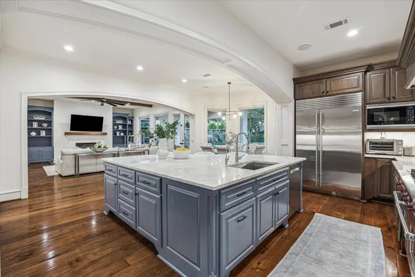 $2,175,000 | 3810 Drake Street, Houston, TX 77005