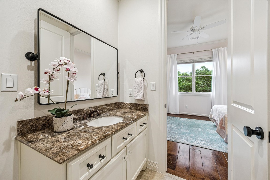 3810 Drake Street Houston, TX 77005 - Photo 29 of 48 BATHROOM THREE. With vanity, built in storage and tub/shower.
