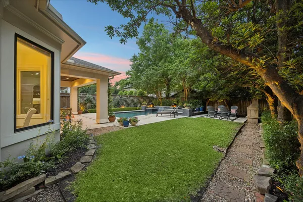 $2,175,000 | 3810 Drake Street, Houston, TX 77005