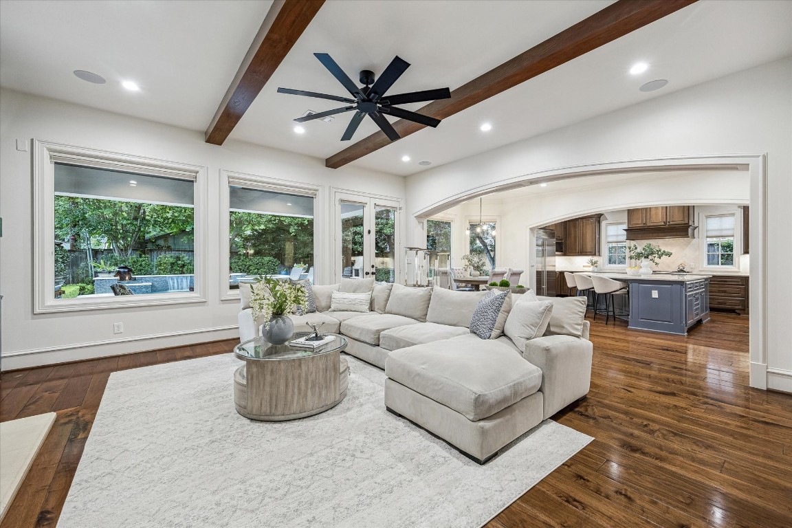 3810 Drake Street Houston, TX 77005 - Photo 10 of 48 a living room with furniture and a large window