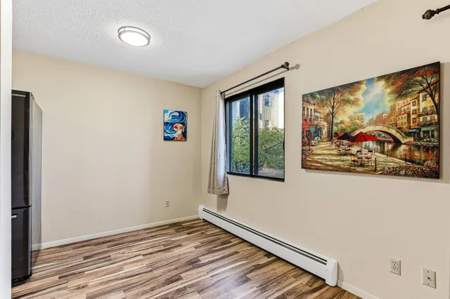 $99,900 | 4101 Parklawn Avenue, Unit 104, Edina, MN 55435