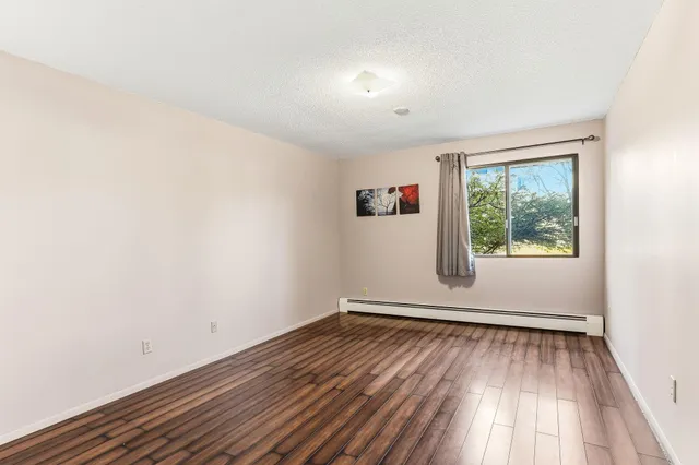 $99,900 | 4101 Parklawn Avenue, Unit 104, Edina, MN 55435