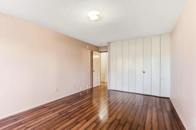 $99,900 | 4101 Parklawn Avenue, Unit 104, Edina, MN 55435