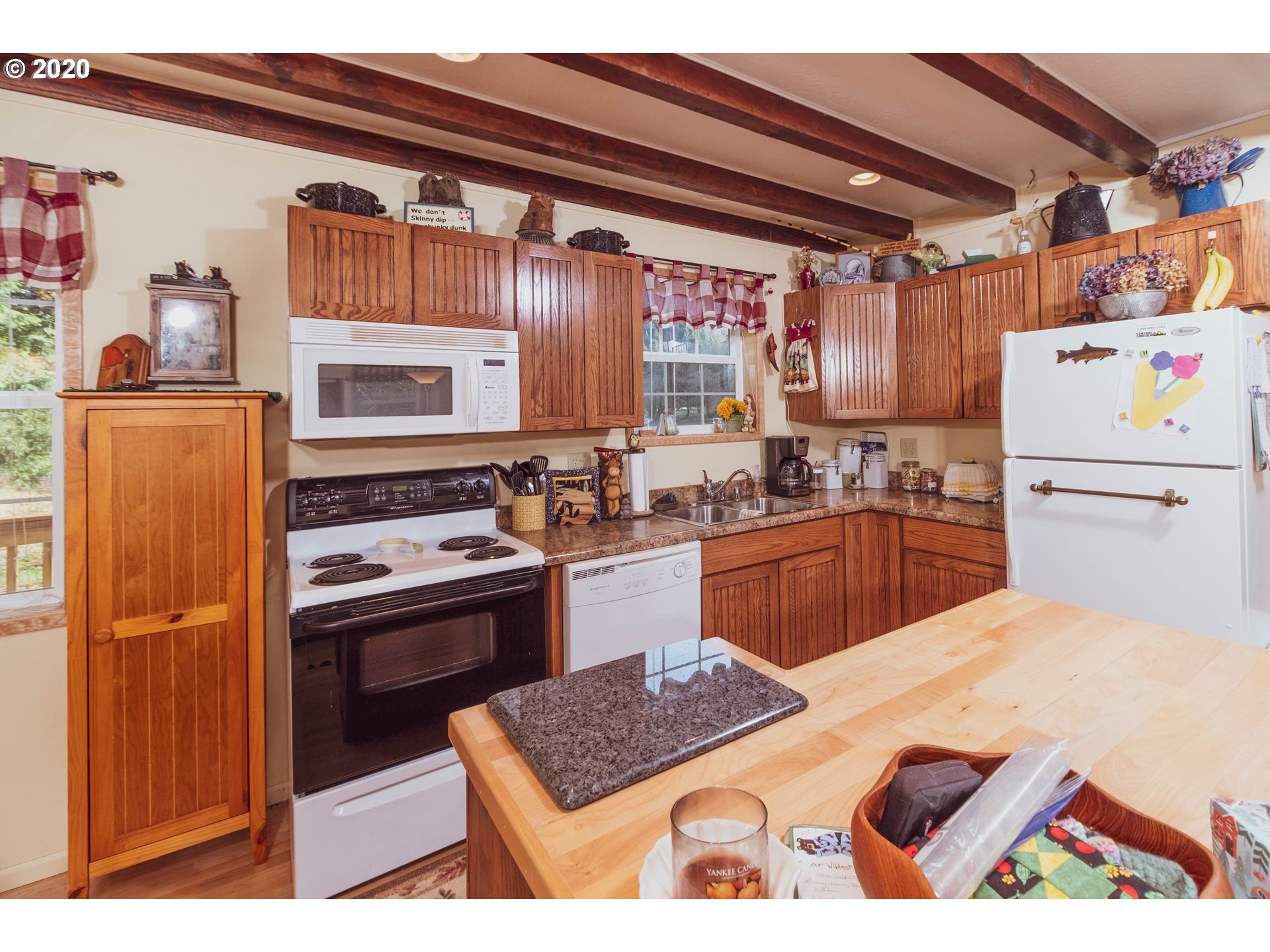 9331 Bernhardt Creek Road Mapleton, OR 97453 - Photo 11 of 32 Gallery Image 11