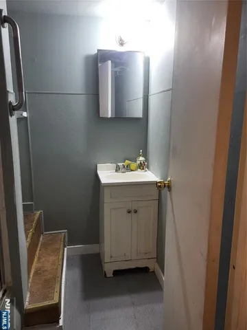 $1,000 | 420 Piermont Road, Unit 420, Closter, NJ 07624