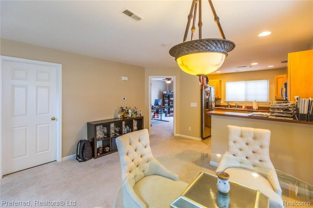 16922 Farmington Road Livonia, MI 48154 - Photo 12 of 30 12.jpg