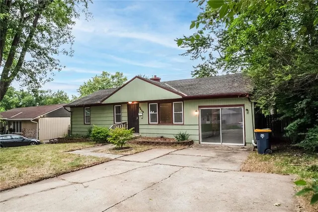 $152,900 | 8410 Ruskin Way, Kansas City, MO 64134