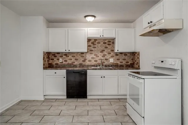 $152,900 | 8410 Ruskin Way, Kansas City, MO 64134