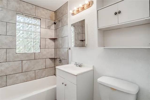 $152,900 | 8410 Ruskin Way, Kansas City, MO 64134