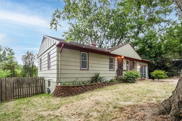 $152,900 | 8410 Ruskin Way, Kansas City, MO 64134