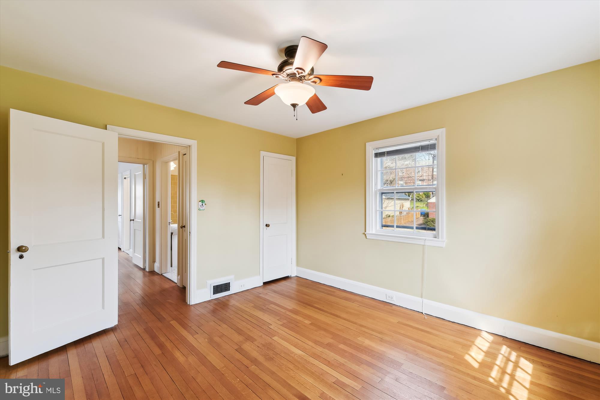 5433 Springlake Way Baltimore, MD 21212 - Photo 34 of 58 Bedroom #3