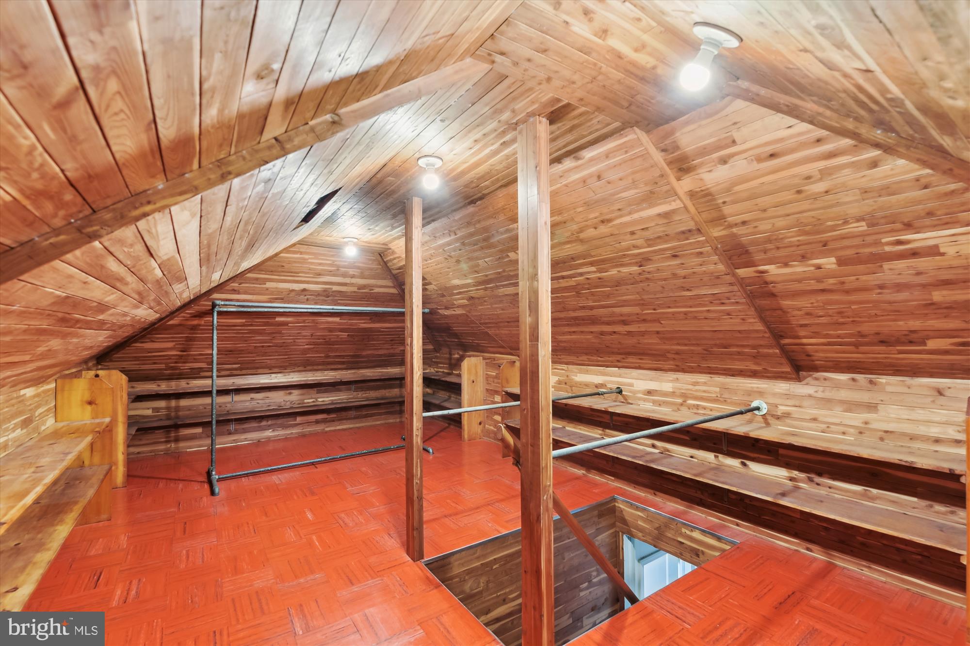 5433 Springlake Way Baltimore, MD 21212 - Photo 38 of 58 a view of entryway