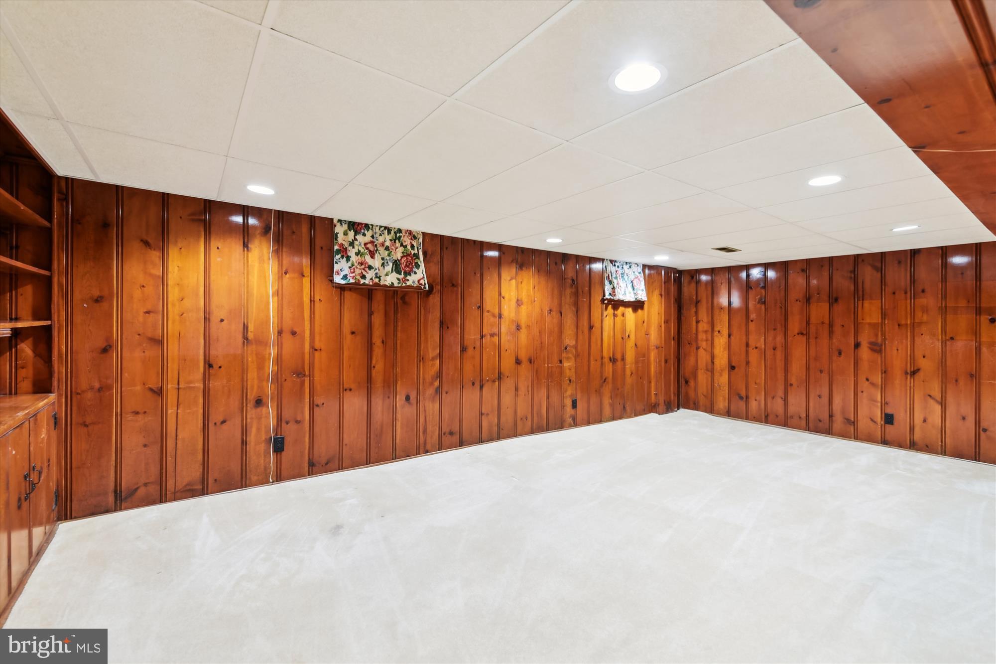 5433 Springlake Way Baltimore, MD 21212 - Photo 40 of 58 Family room