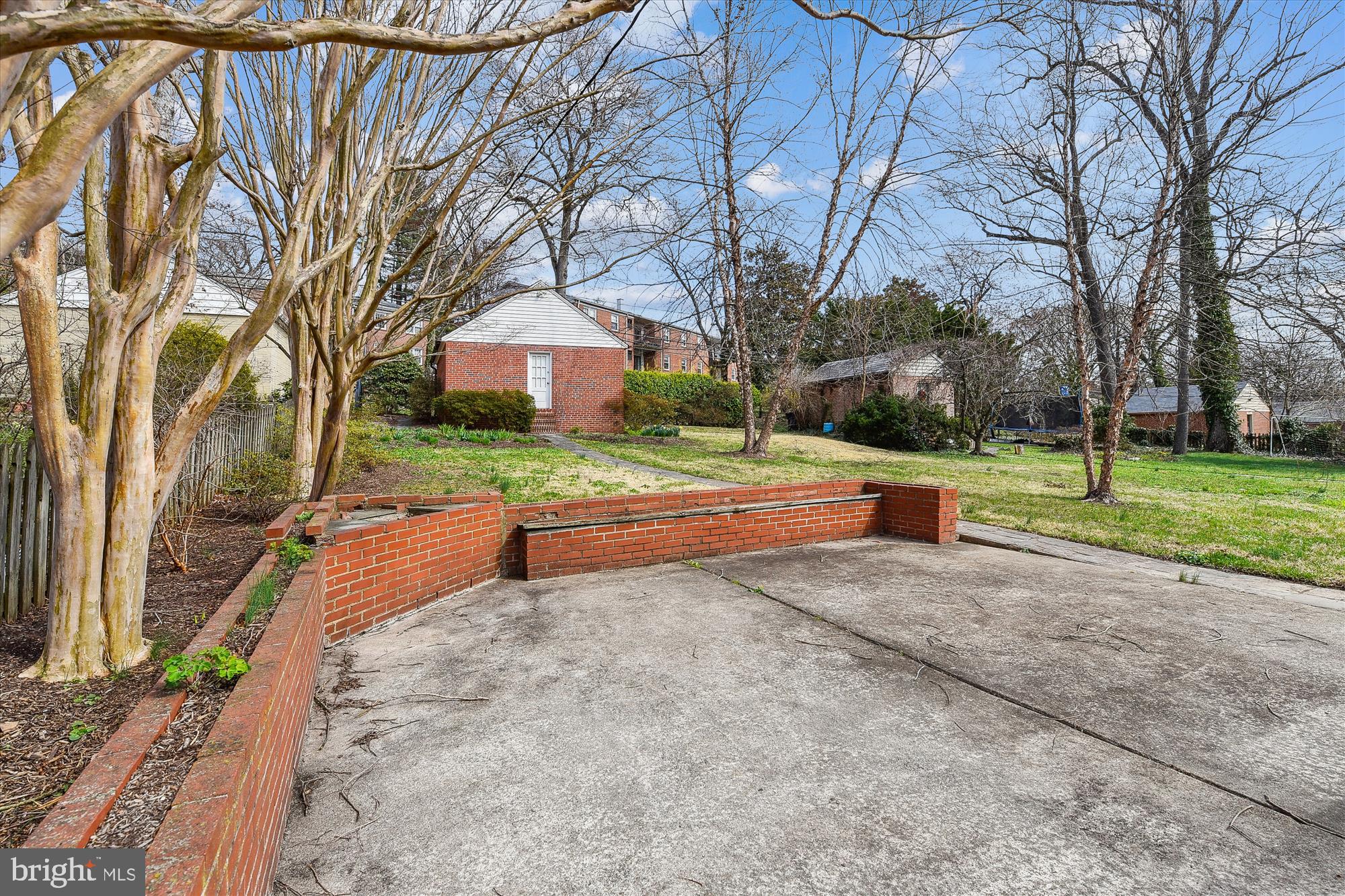 5433 Springlake Way Baltimore, MD 21212 - Photo 51 of 58 a park view with large trees