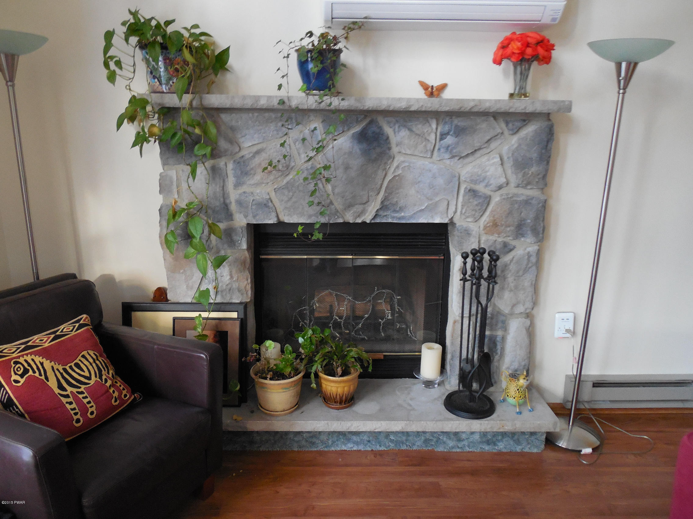 368 Engvaldsen Road Hawley, PA 18428 - Photo 3 of 15 Gallery Image 3