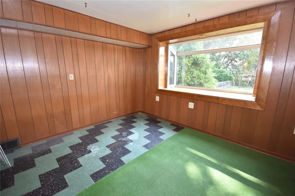 4506 Stilley Road Pittsburgh, PA 15227 - Photo 14 of 20 Additional Room on Lower Level Could be Third Bedroom. Large Window and Ample Natural Light!