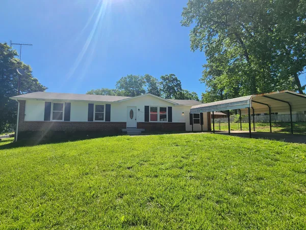 $250,000 | 403 Louise Lane, Clarksville, TN 37042