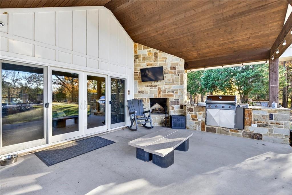 323 County Road 2103 Canton, TX 75103 - Photo 19 of 33 Back patio