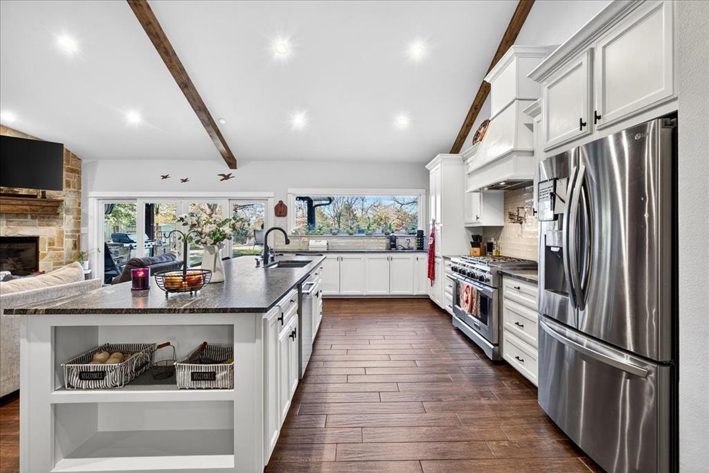 323 County Road 2103 Canton, TX 75103 - Photo 5 of 33