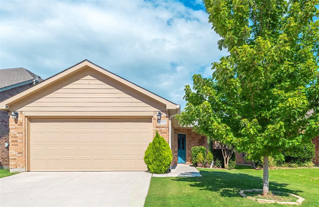 9032 Quarry Ridge Trail Fort Worth, TX 76244 - Photo 2 of 23
