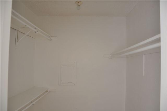 5630 Spring Valley Road, Unit 19B Dallas, TX 75254 - Photo 18 of 25 a view of small space