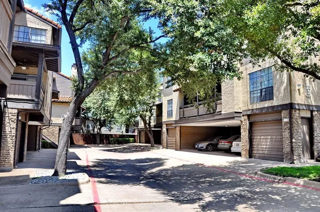 $1,215 | 5630 Spring Valley Road, Unit 19B, Dallas, TX 75254