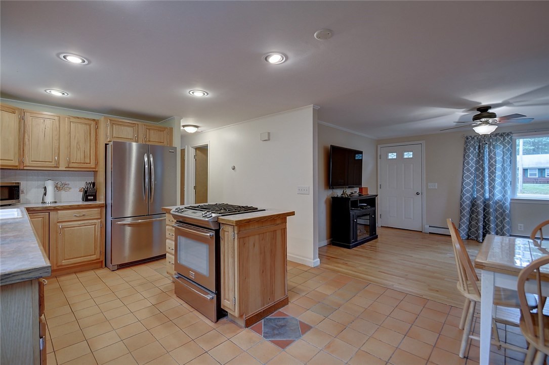420 Gardiner Road Richmond, RI 02892 - Photo 11 of 33 View from Kitchen to the Living Room