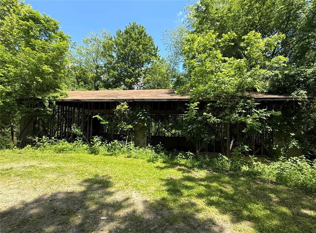 3641 Green Garden Road Aliquippa, PA 15001 - Photo 5 of 20