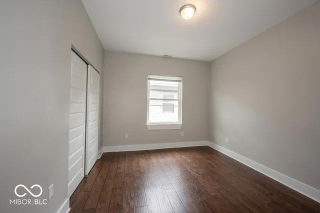 $949 | 2029 North College Avenue, Unit G, Indianapolis, IN 46202