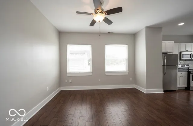 $949 | 2029 North College Avenue, Unit G, Indianapolis, IN 46202