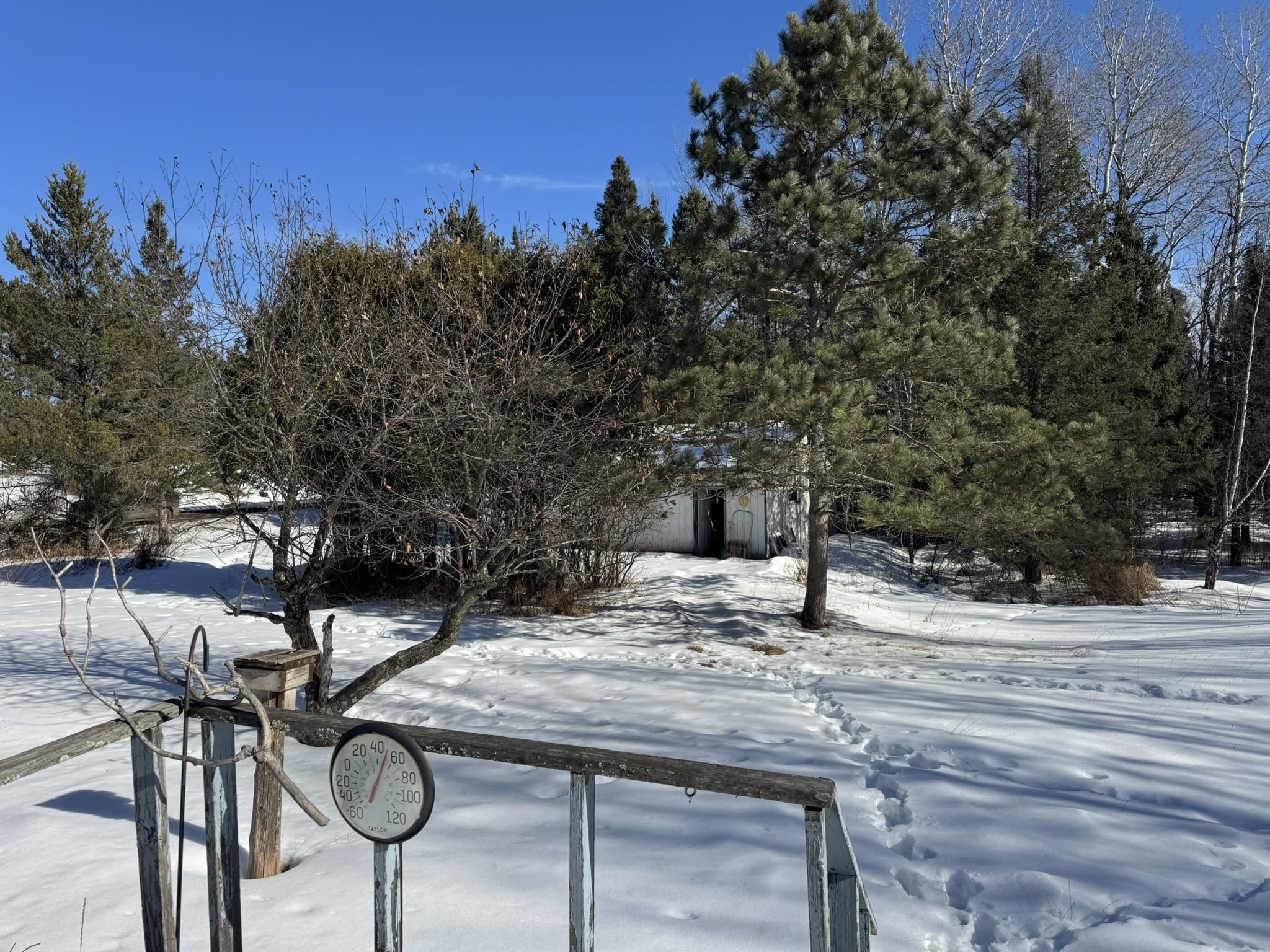 812 Old Drummond Road Two Harbors, MN 55616 - Photo 3 of 20