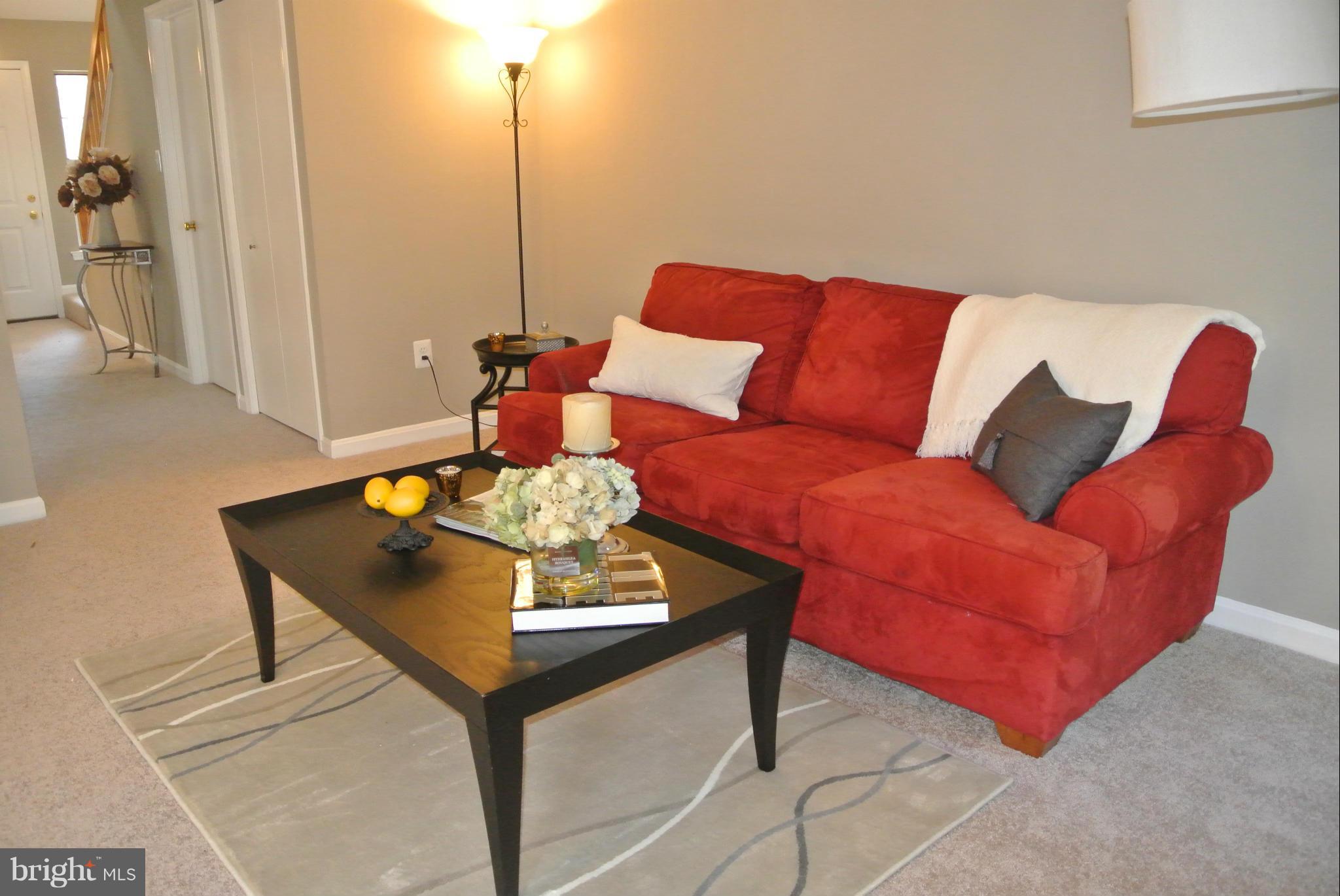 1626 Ingram Terrace Silver Spring, MD 20906 - Photo 5 of 27 Living Room