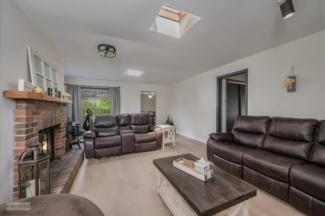 $2,000 | 405 North Bridge Street, Yorkville, IL 60560