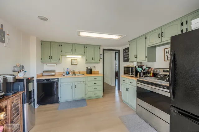 $2,000 | 405 North Bridge Street, Yorkville, IL 60560