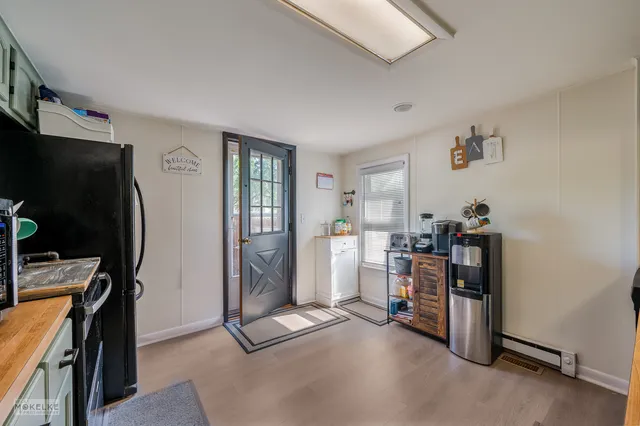 $2,000 | 405 North Bridge Street, Yorkville, IL 60560