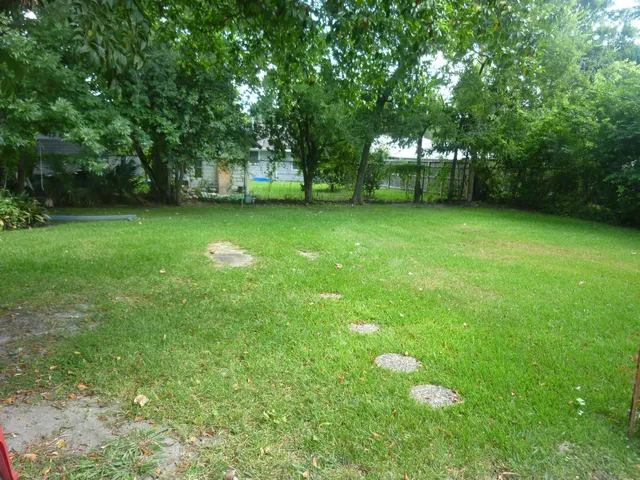 $2,900 | 9626 Long Branch Lane, Houston, TX 77055