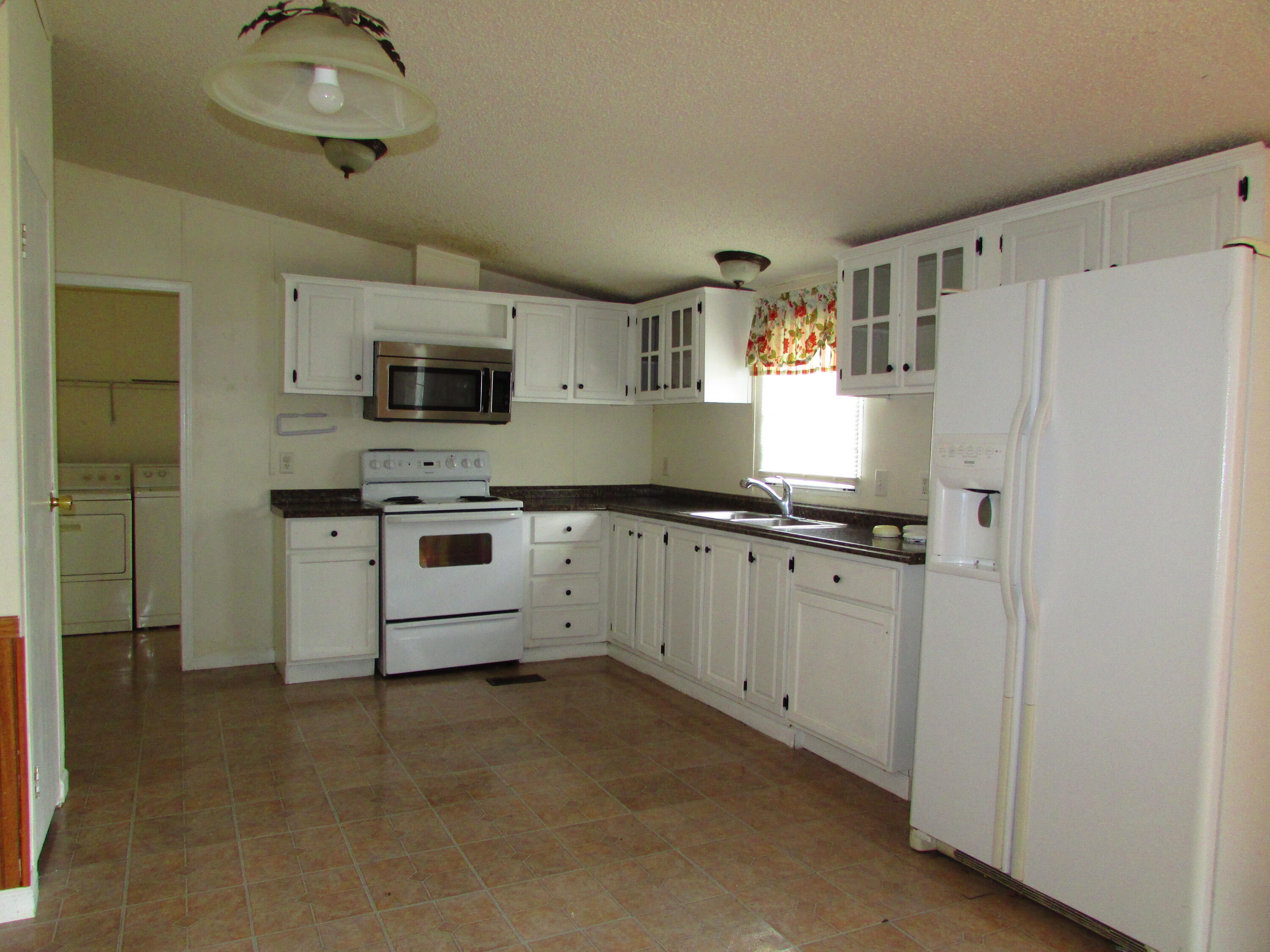 117 A A Deakins Road Jonesborough, TN 37659 - Photo 12 of 42 117 AA Deakins Road Jonesborough TN 3765