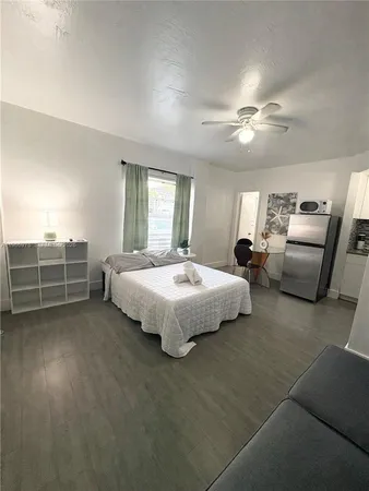 $1,350 | 1843 Dewey Street, Unit 101, Hollywood, FL 33020