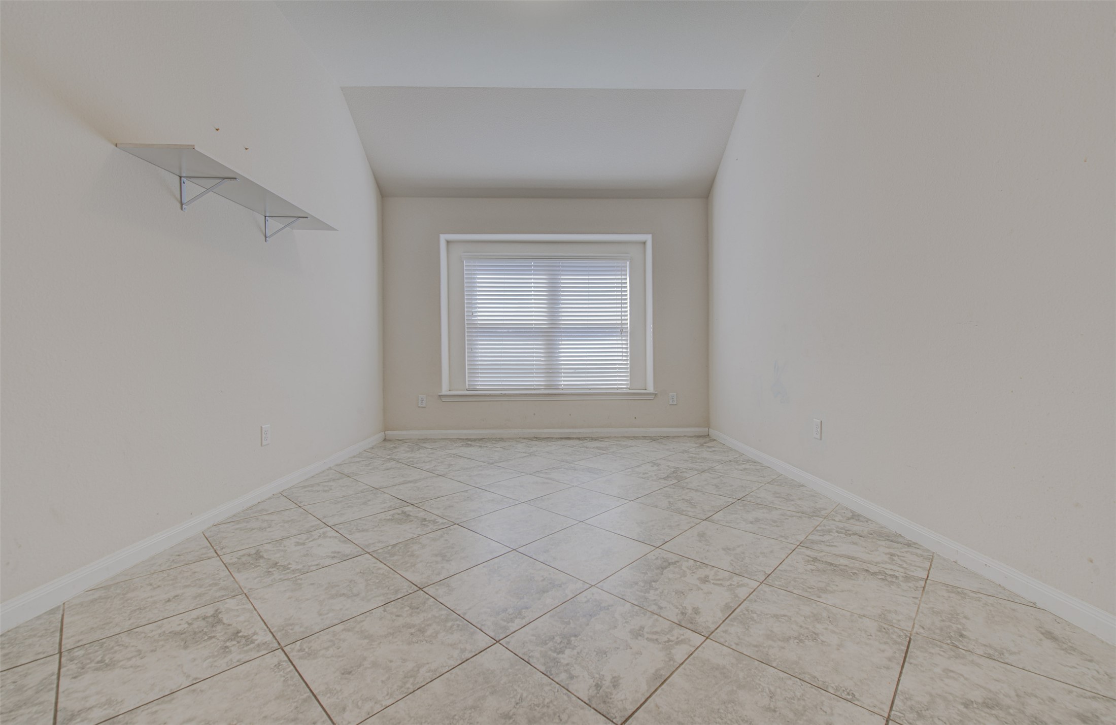 413 Pinnacle View Drive Georgetown, TX 78628 - Photo 18 of 31 Unfurnished room with light tile patterned flooring