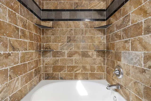 $700,000 | 22001 East 307th Street, Harrisonville, MO 64701