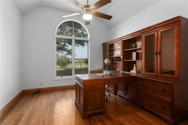 $700,000 | 22001 East 307th Street, Harrisonville, MO 64701