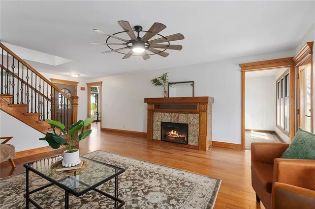 $700,000 | 22001 East 307th Street, Harrisonville, MO 64701