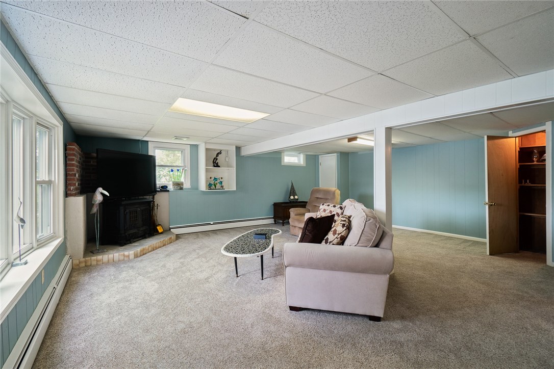 200 Hilton Road Warwick, RI 02889 - Photo 34 of 42 Gallery Image 34