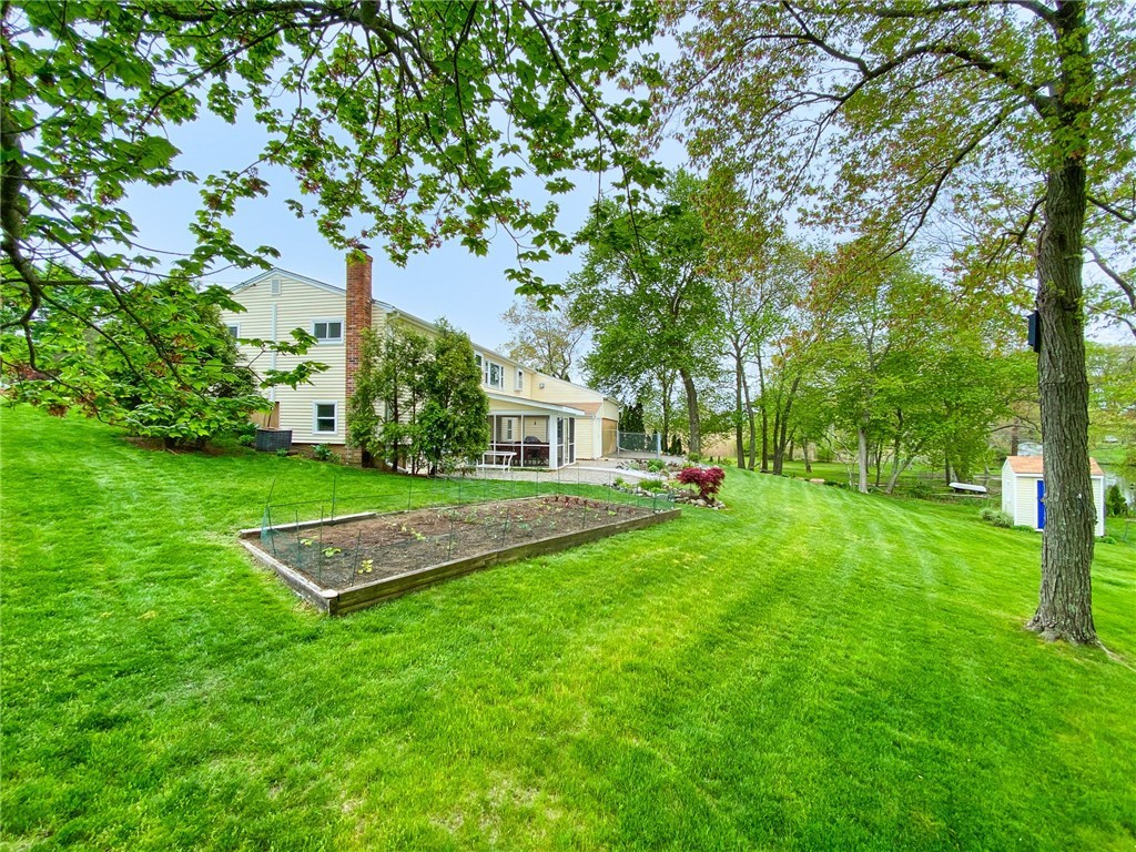200 Hilton Road Warwick, RI 02889 - Photo 6 of 42 Gallery Image 6