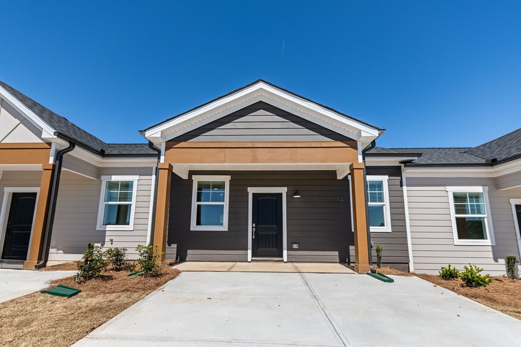 33 Grove Loop Blue Ridge, GA 30513 - Photo 3 of 17 a view of entrance of the house
