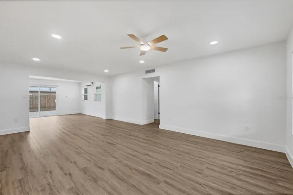 $379,000 | 2711 Kilgore Place, Sarasota, FL 34235