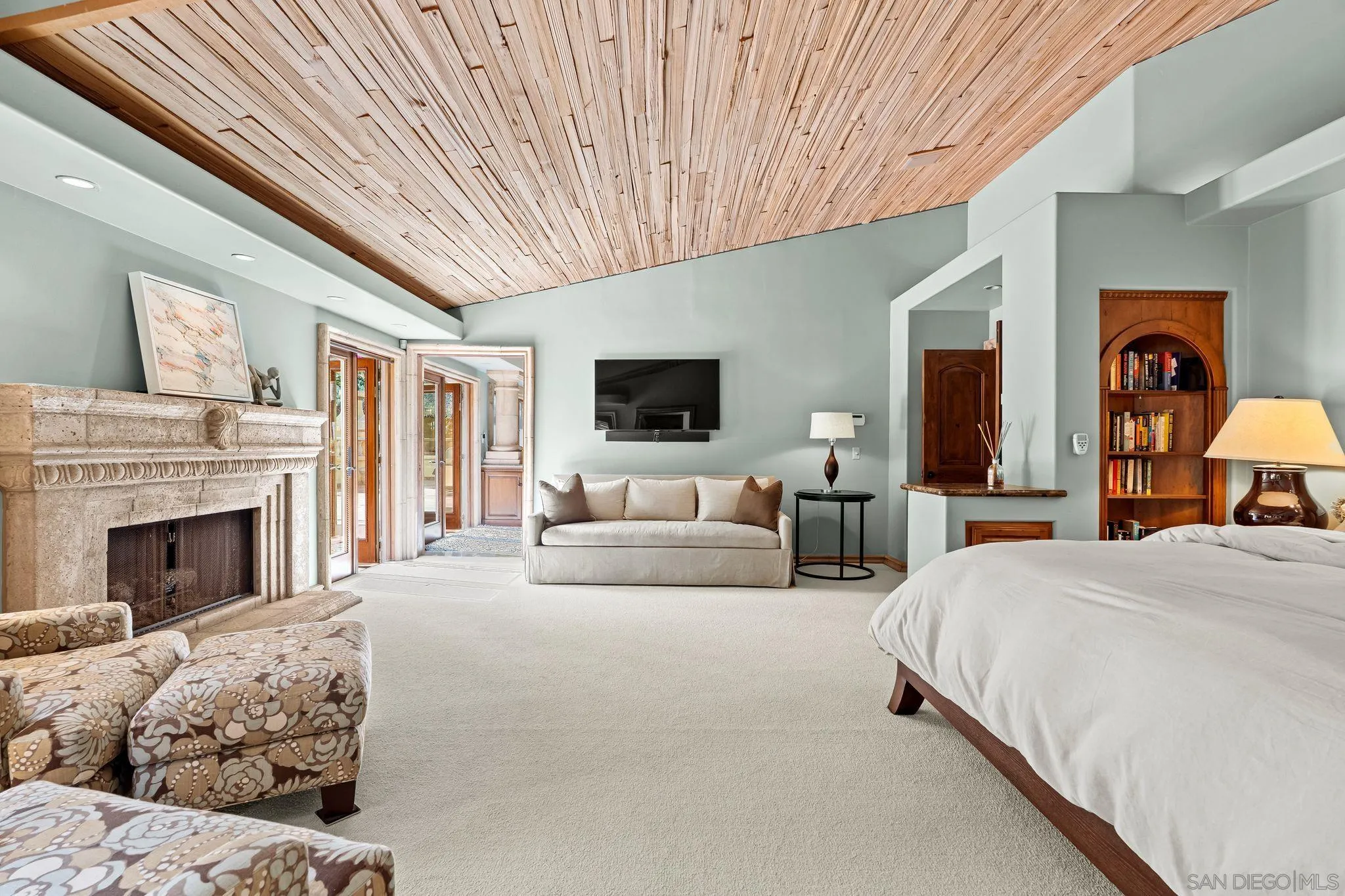 2969 Racetrack View Drive Del Mar, CA 92014 - Photo 27 of 74